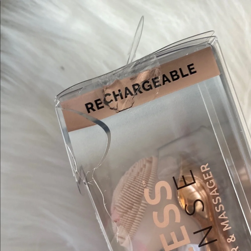 New in the box Finishing Touch Flawless Cleanse Facial Cleanser - Picture 6 of 9